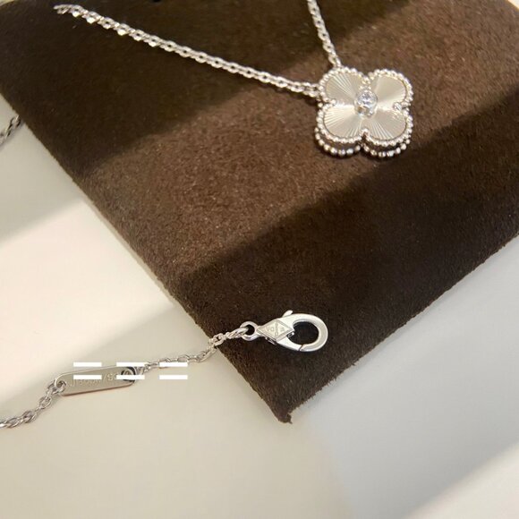 Van Cleef & Arpels VCA necklace✅✅✅ - Picture 9 of 9